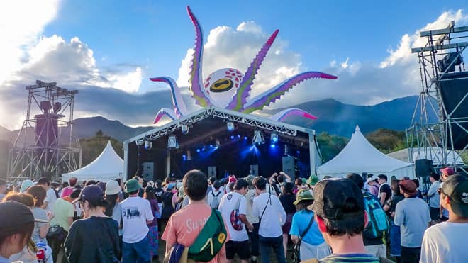 「ムーンシャインステージ」は