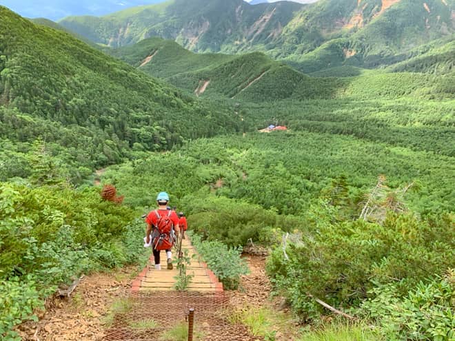 この階段は通称「マムート階段」