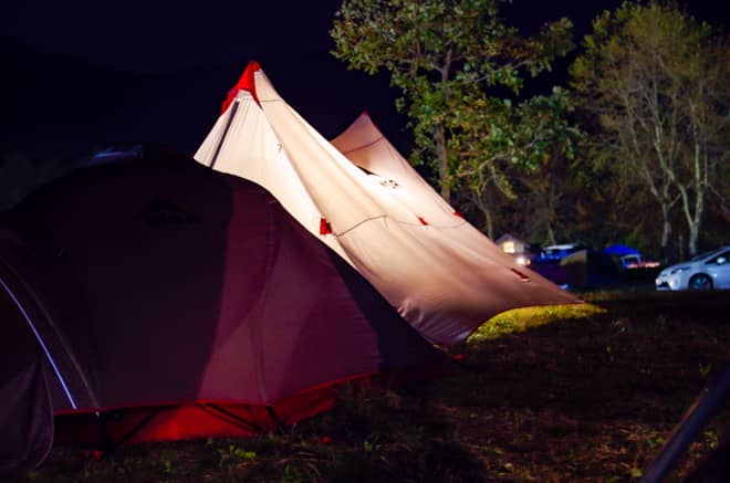 ふもとっぱらは、焚き火や調理が自由なので