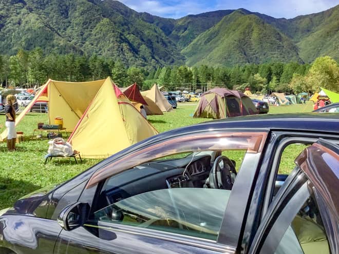 ふもとっぱらは朝霧JAM開催中でもフリーサイトです