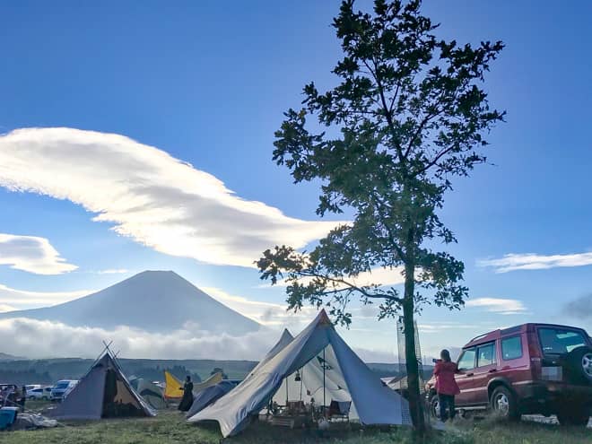 キャンパーなら一度は行きたい！ふもとっぱらで朝霧JAMを楽しもう