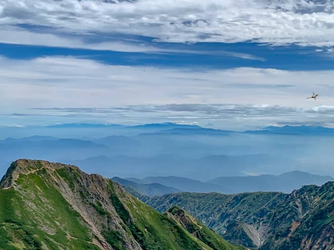 南東に目を向けると