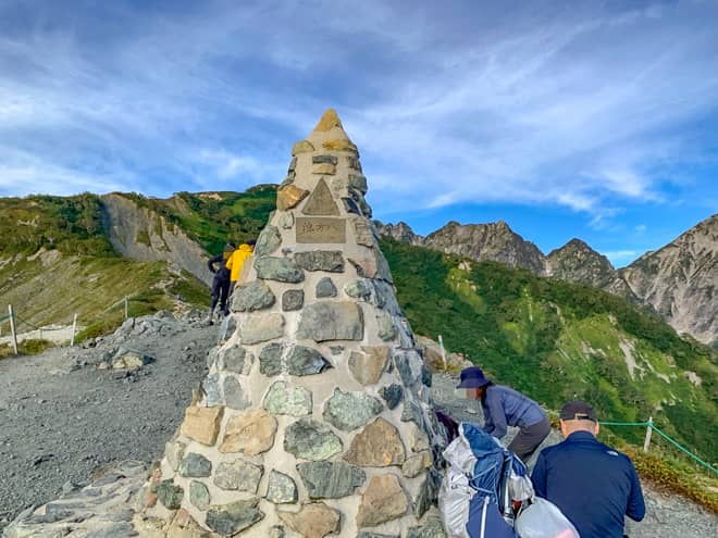 標高2080メートル地点にある第三ケルン