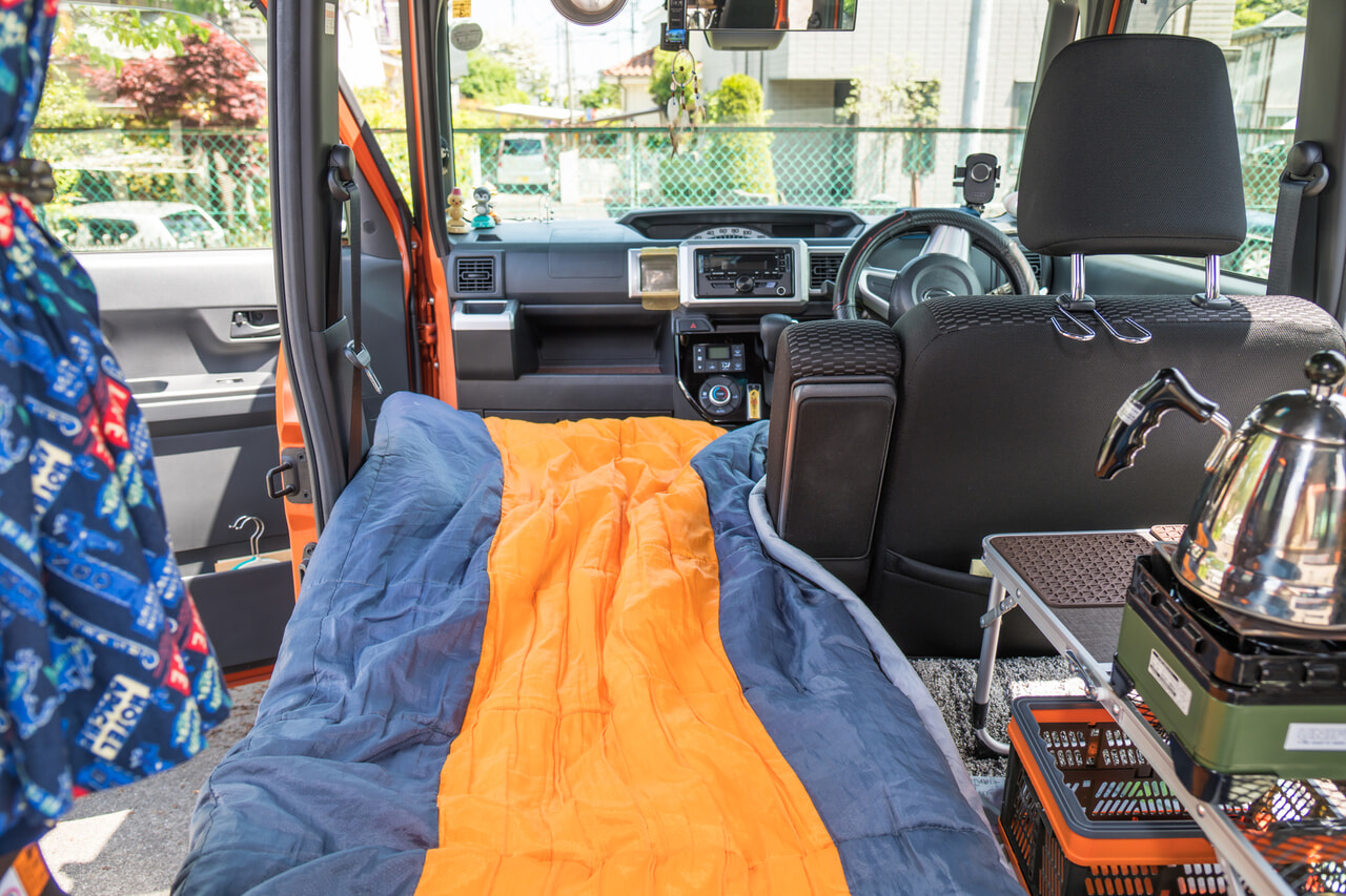 車中泊の車内装備