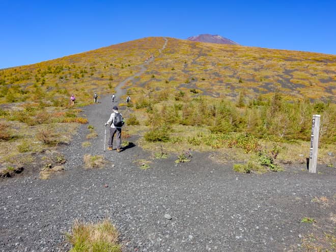 というのも、二ツ塚上塚までは