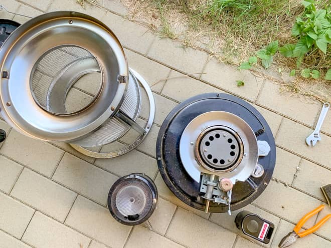 アルパカストーブを分解する