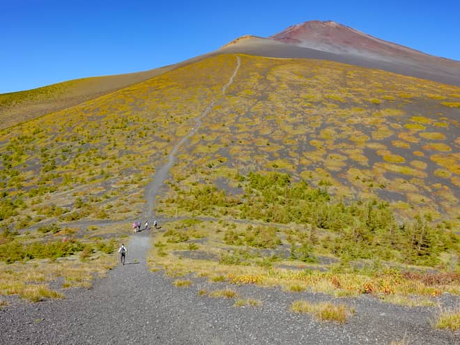 二ツ塚上塚を目指す