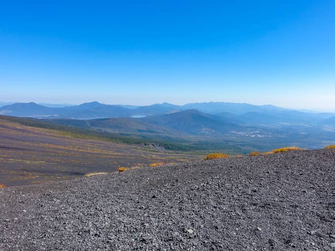 北東方向に目を向けると