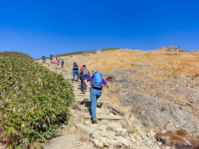天神の懺悔岩 → 肩の小屋