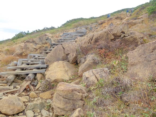 本当に登り辛い階段なので