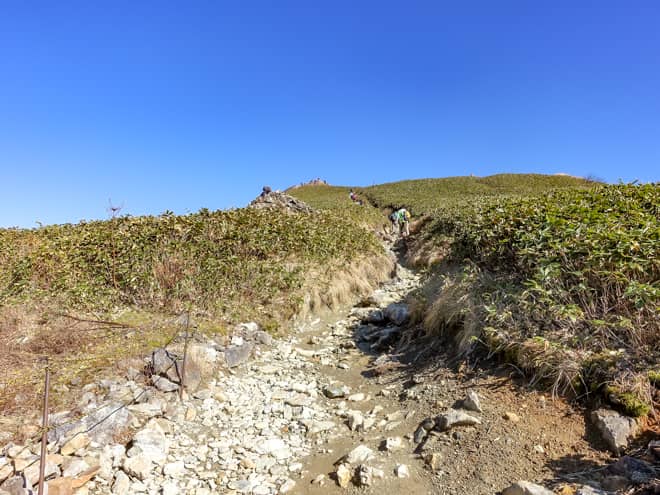 肩の小屋 → トマの耳