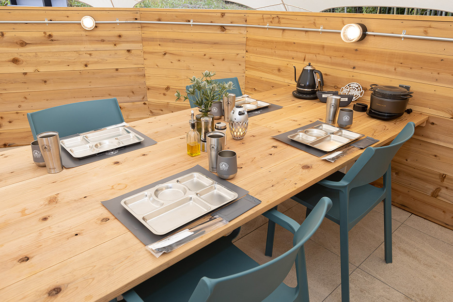 RIVERPOOLテーブル