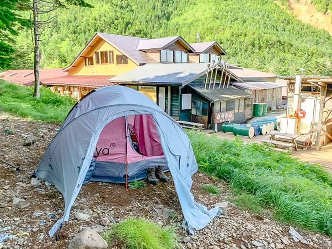 理由は前室を開けると良く判ります