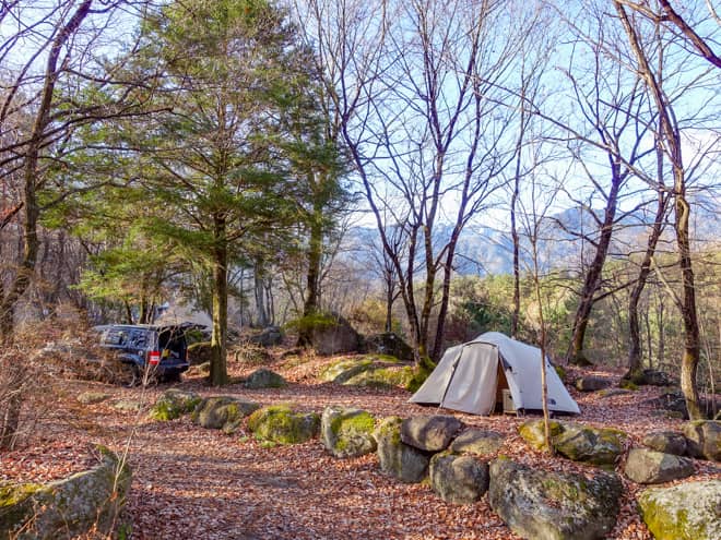 静かなキャンプを楽しむことができる