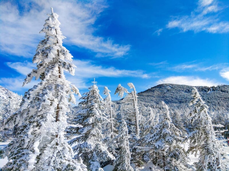 ロープウェイで初心者も安心！冬の北横岳で雪山登山を堪能 – キャンプクエスト