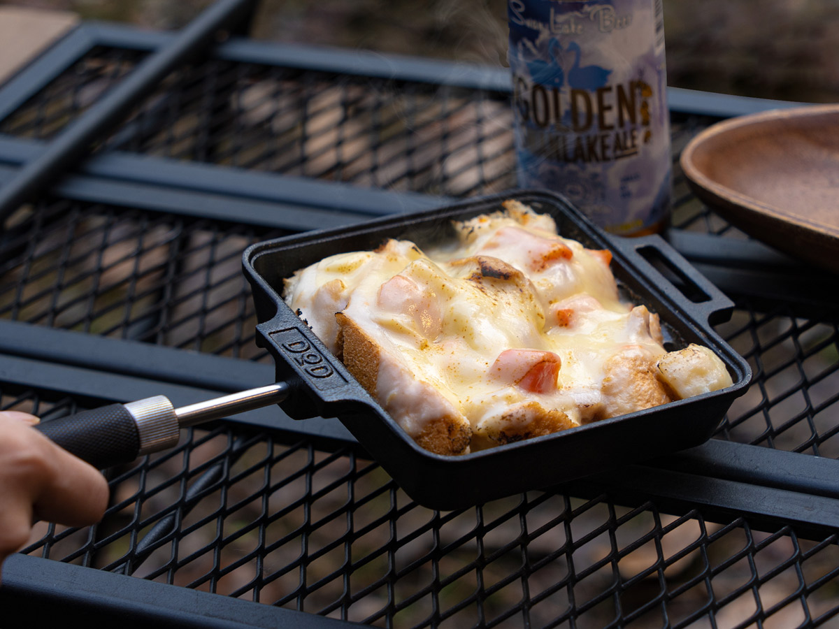 アイアンうさサンドメーカーでチーズ焼き