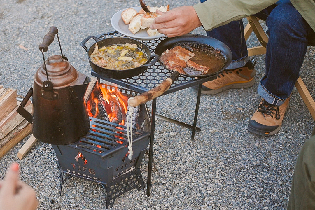 ハニカムファイヤーテーブルとの組み合わせ
