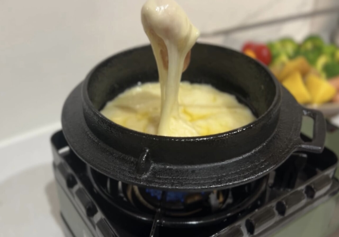 シン・IMONO HAGAMAでチーズフォンデュ