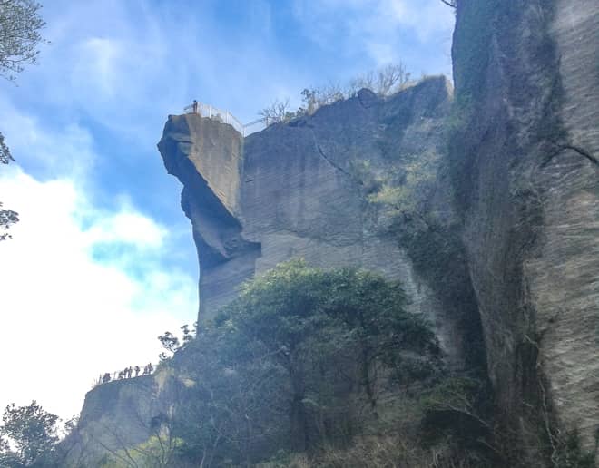 ロープウェイや鋸山山頂駐車場を利用すると