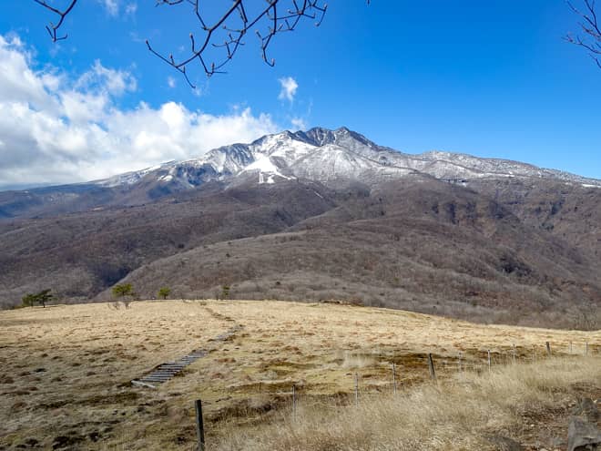 大山ハイキングコースは、霧降高原レストハウスまで