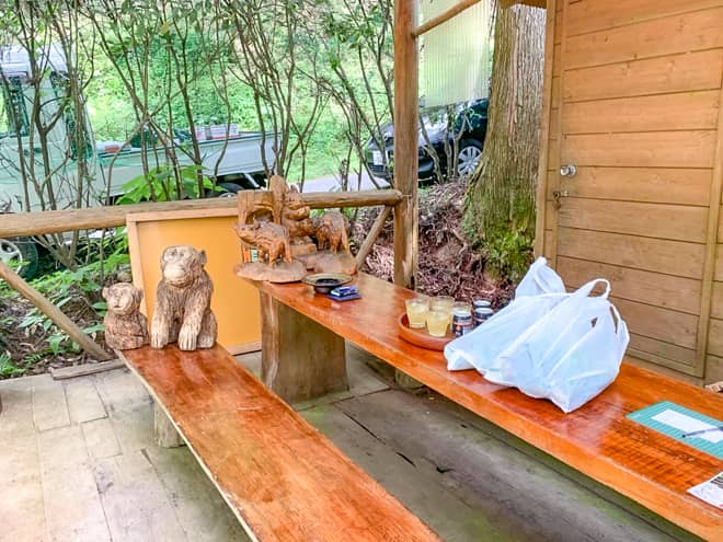 きゅうりが配られる2