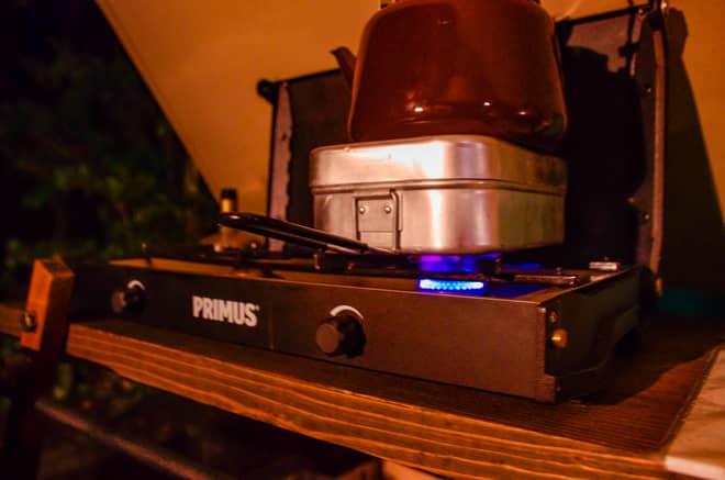 キャンプで何気なく使っているそのギアは