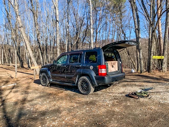 設営と撤収の時だけサイト内に車の乗り入れが可能