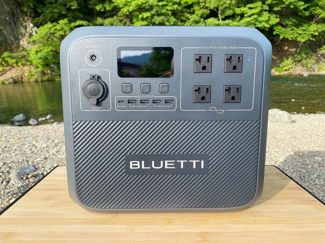 BLUETTI AC180正面