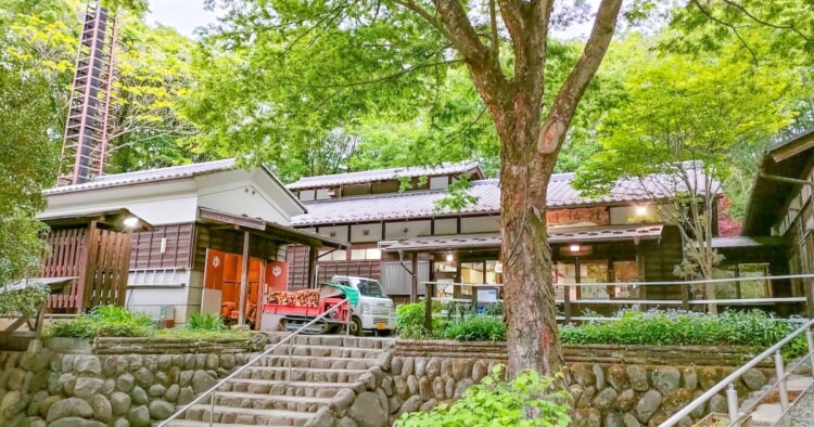 群馬県みどり市「小平の里キャンプ場」は昔ながらのぬくもりが残るキャンプ場です