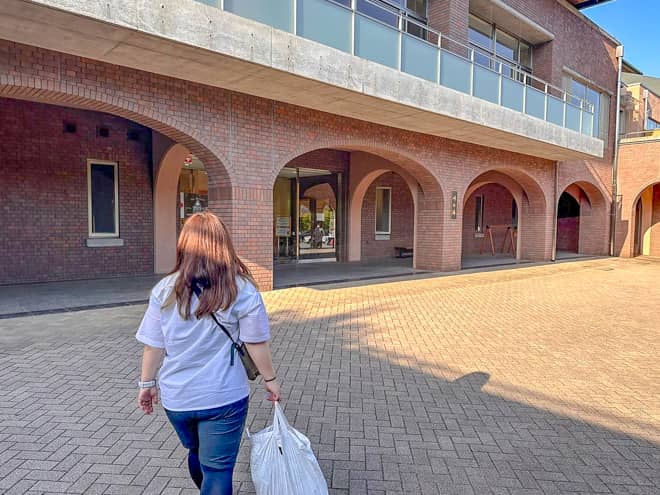 温泉施設の営業時間が決まっている