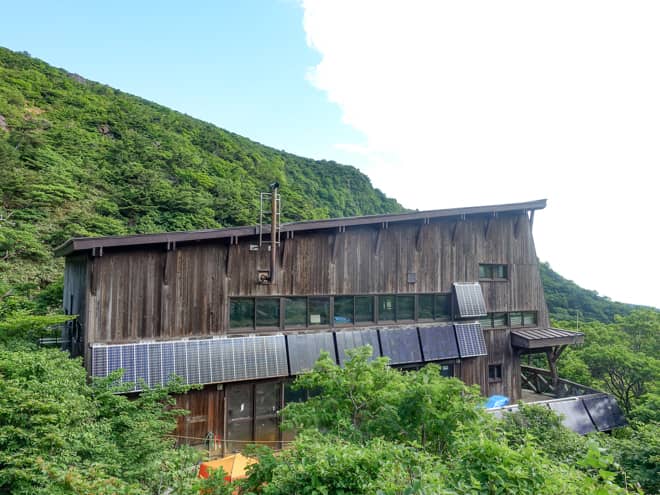 くろがね小屋に到着です