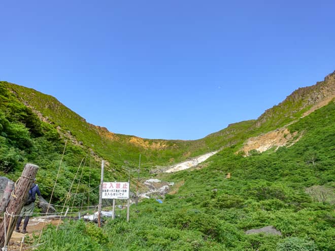 くろがね小屋は現在営業していないので