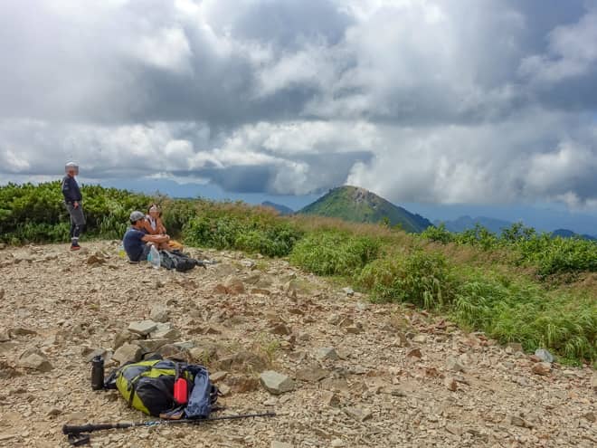 西側に目を向けると、「頚城三山」の一つ