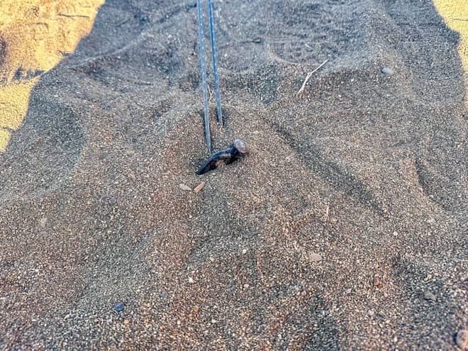 ペグの刺さり具合は？「天神浜オートキャンプ場」