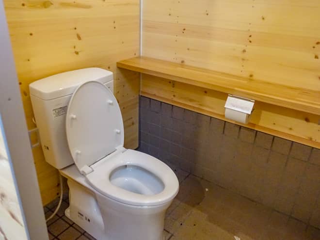 トイレの設備は新しく尾瀬沼キャンプ場