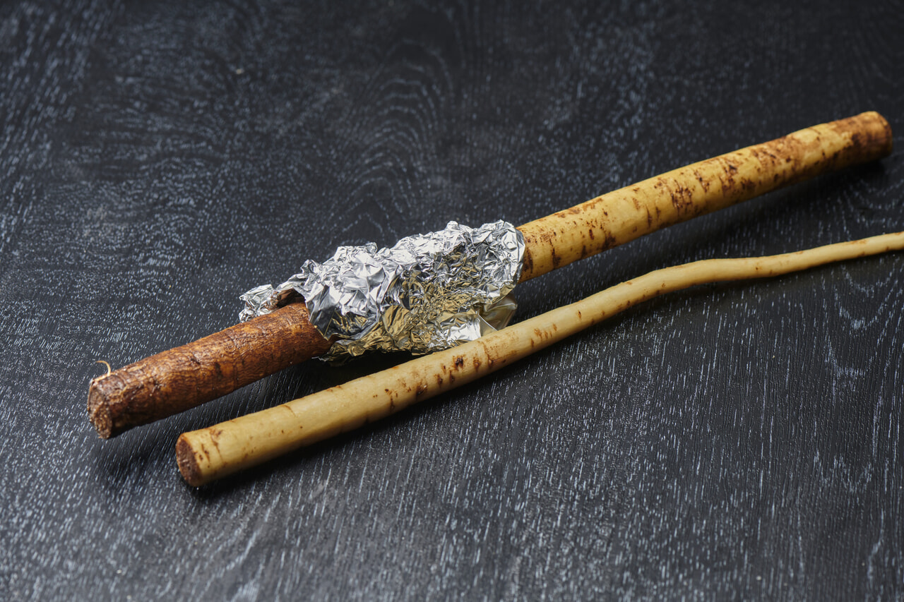 ゴボウとアルミホイル