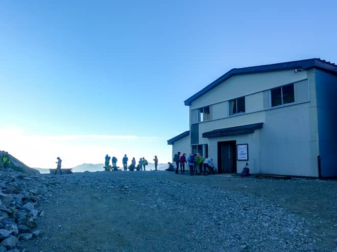 一ノ越山荘に到着です