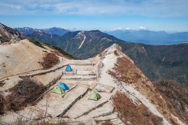 テント場燕山荘