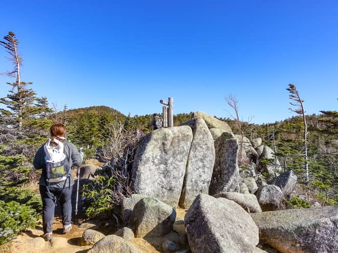 前国師岳に到着です
