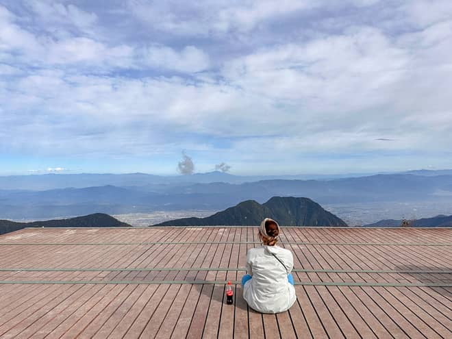 展望台からの景色燕山荘