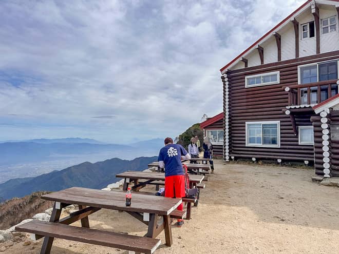 本館入口から左手に視線をあわせると