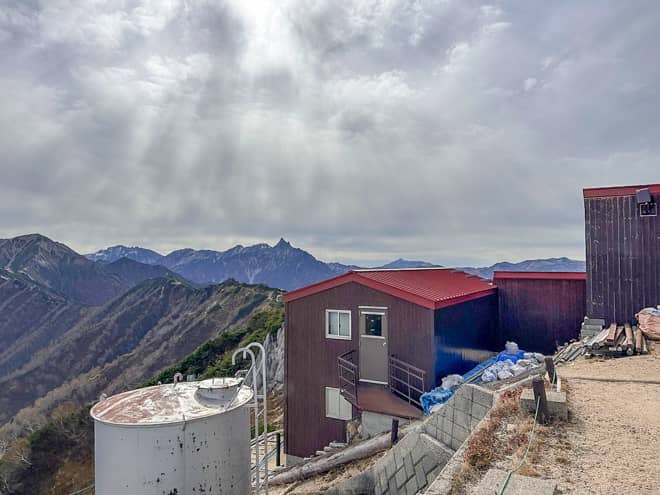 槍ヶ岳が見える方向には