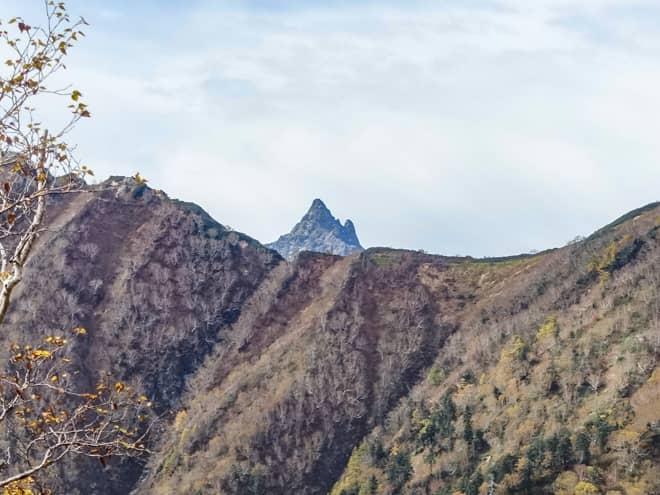 登山者の憧れの山「槍ヶ岳」の先端が見えた瞬間