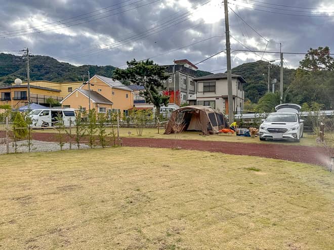 サイトの地面の特徴マリンベース西伊豆