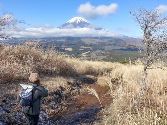 下山では目の前に富士山が見えるので