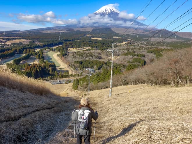 十里木高原駐車場が見えてきました