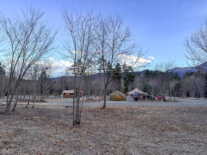 区画が大変広く、キャンプ場の端にある