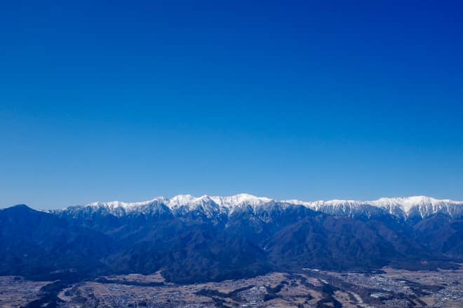 ゆるキャン△聖地巡礼地「陣馬形山」登山をするなら車両通行止めになる冬がお勧め