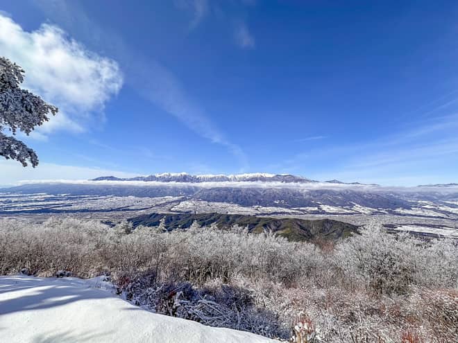 山頂からは東に南アルプス