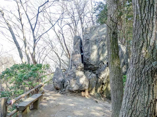 岩茸石に到着です